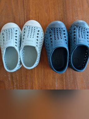 Native Kids Slip-On Water Shoes in White and Navy Blue